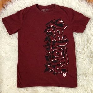 Boys M(10/12) Maroon Graphic Tee “ZooYork”